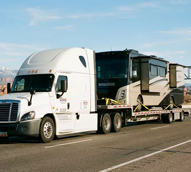 Chicago, IL RV Transport Service: Schedule Affordable RV Delivery With Us